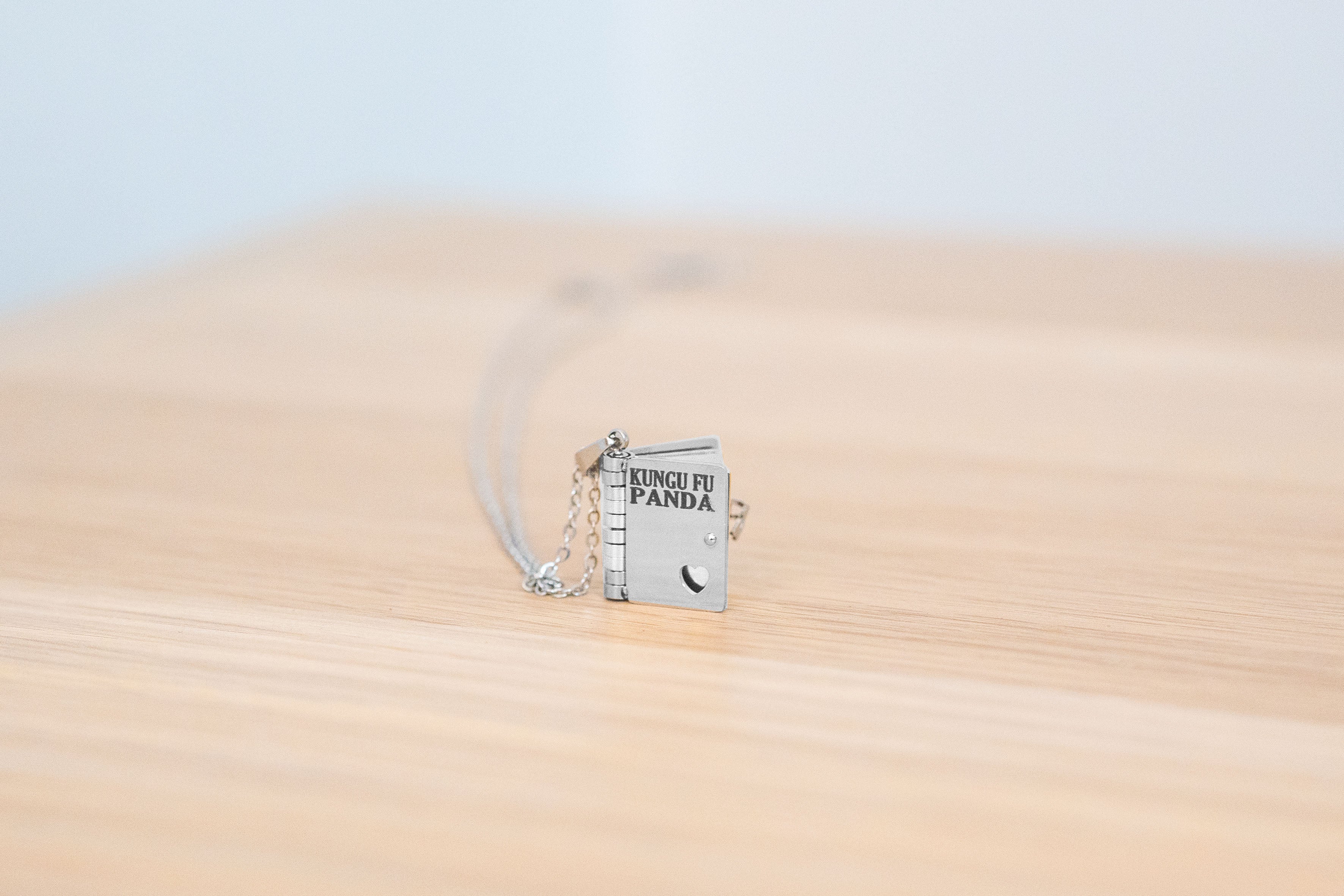 Collana o portachiavi Book Frase Kung fu