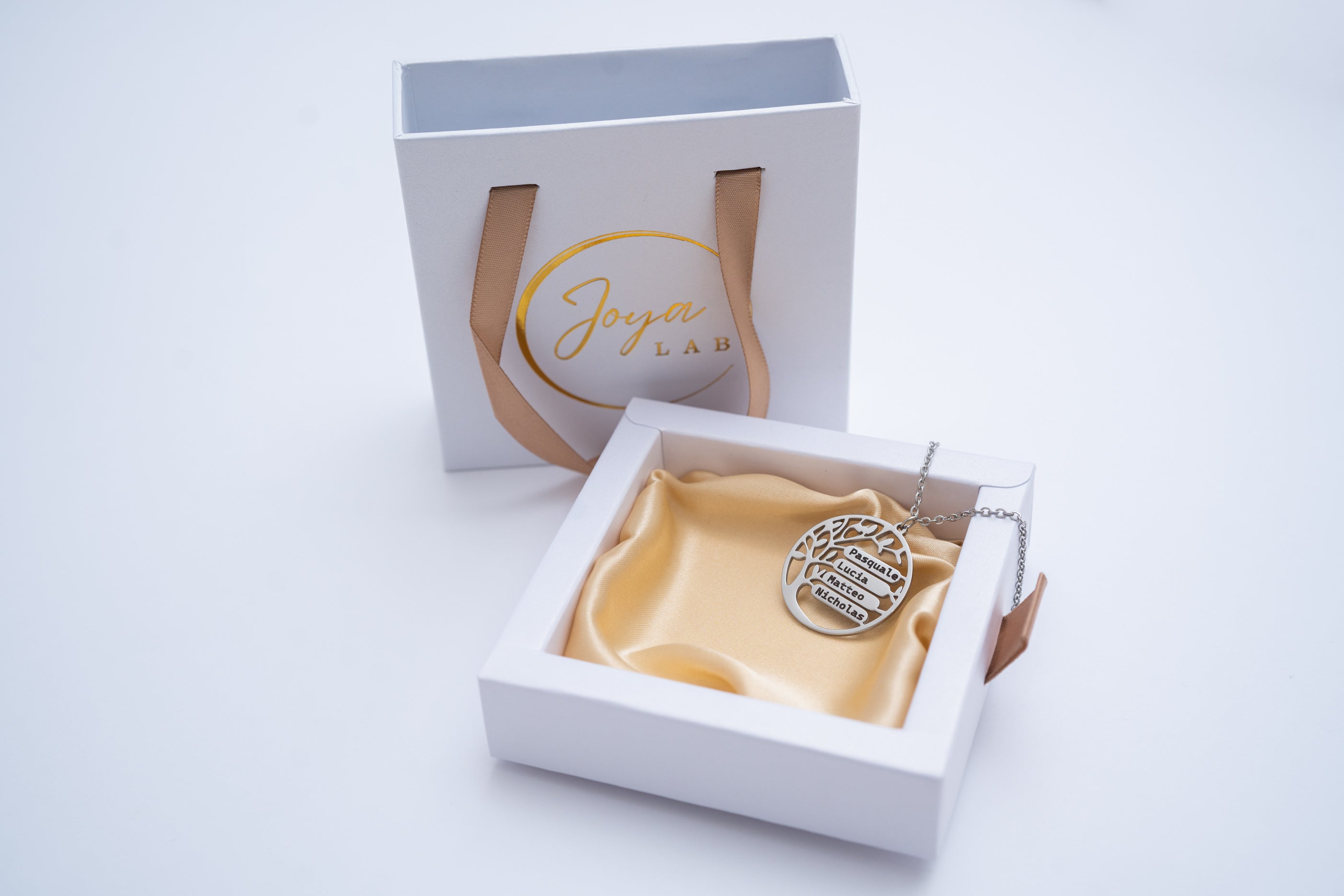 Collana con Albero della vita personalizzato