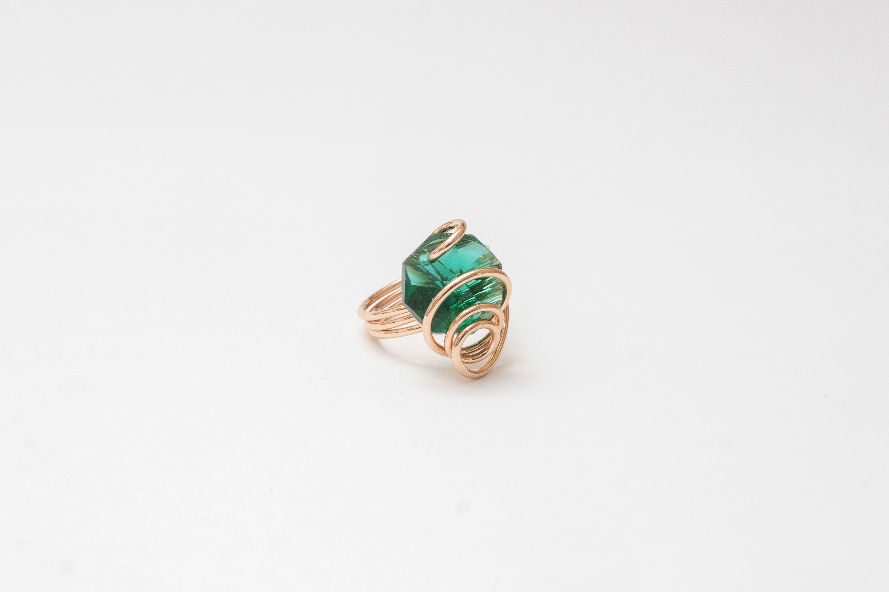 Anello in Oro rosa e cristallo Verde